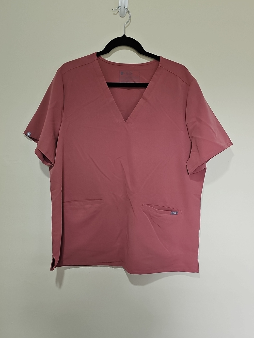 Figs Women Casma Three Pocket Scrub Top Mauve XXL